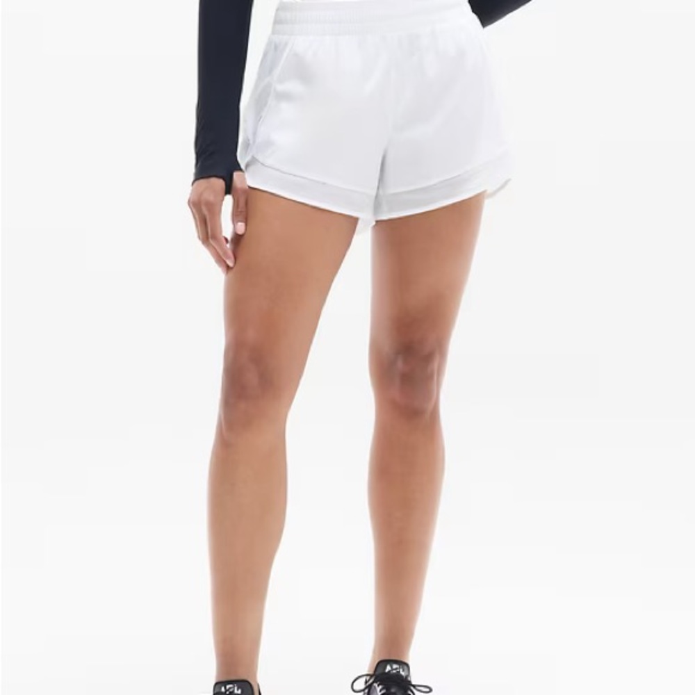 Athleta mesh run 4” short
